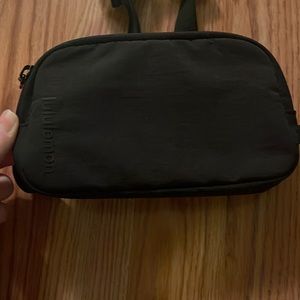 Lululemon - Everyday belt bag mini